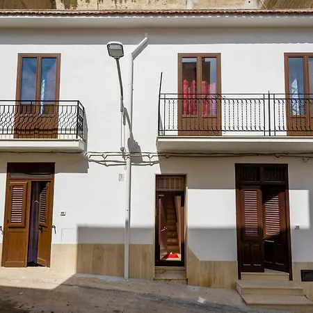 Apartment Cineholiday House 2 *